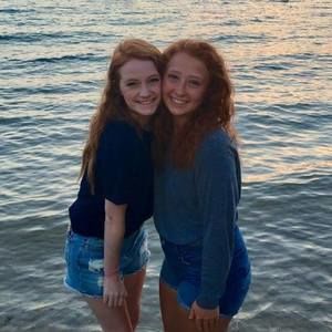 Meet your Posher, Christine